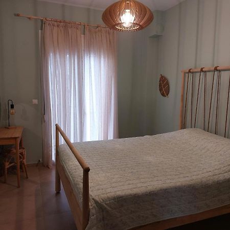 Sea Breeze Apartment Nea Iraklitsa Luaran gambar