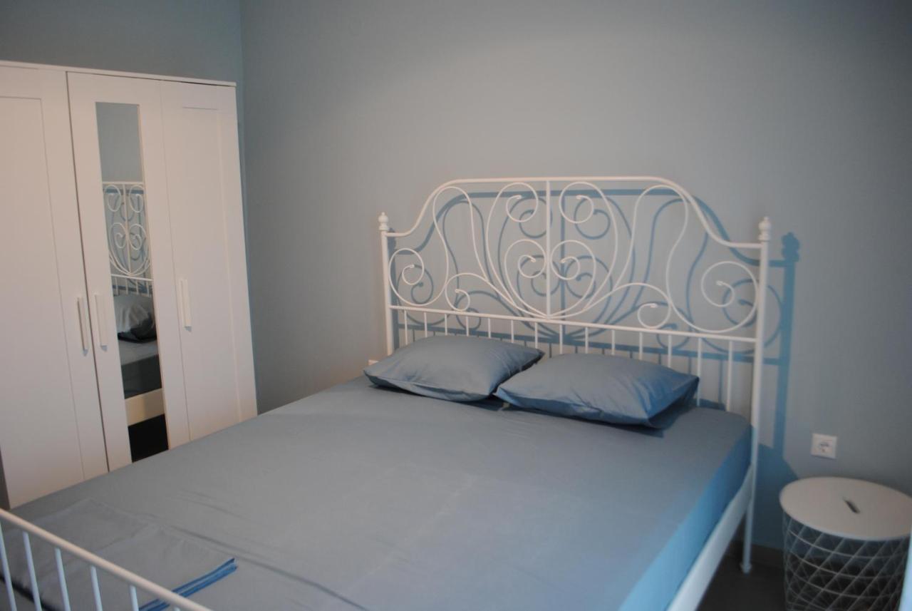 Sea Breeze Apartment Nea Iraklitsa Luaran gambar