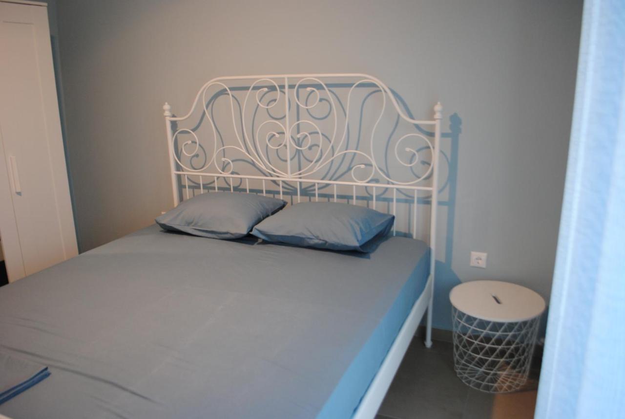 Sea Breeze Apartment Nea Iraklitsa Luaran gambar