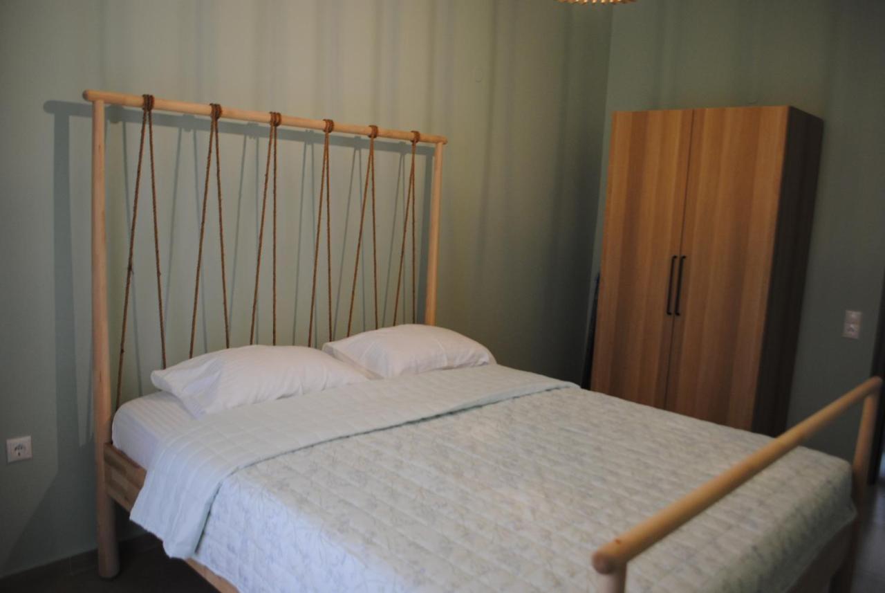 Sea Breeze Apartment Nea Iraklitsa Luaran gambar