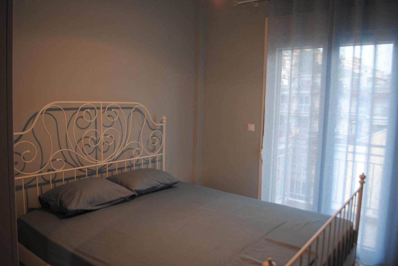 Sea Breeze Apartment Nea Iraklitsa Luaran gambar