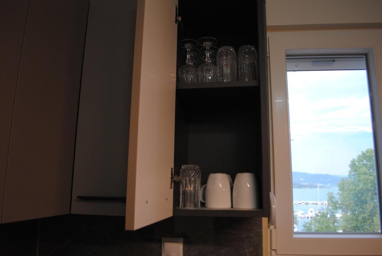 Sea Breeze Apartment Nea Iraklitsa Luaran gambar