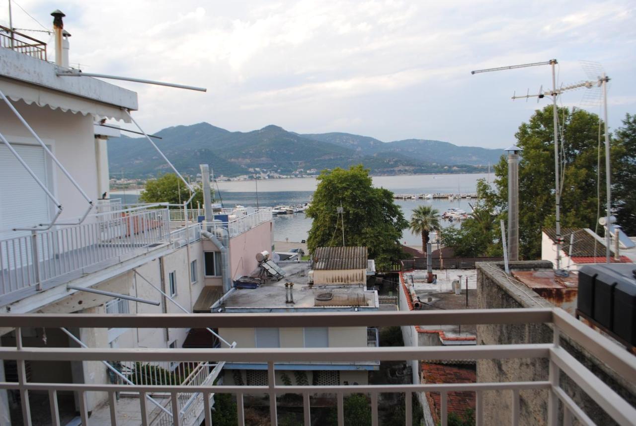 Sea Breeze Apartment Nea Iraklitsa Luaran gambar