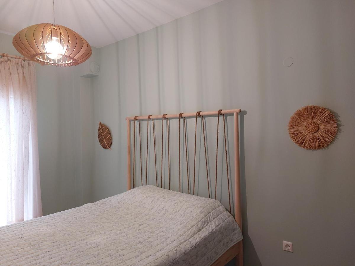 Sea Breeze Apartment Nea Iraklitsa Luaran gambar